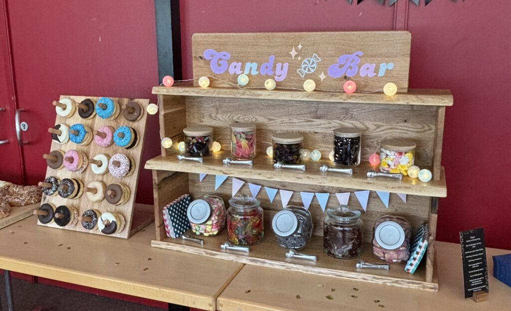 Candybar mit Donutwall